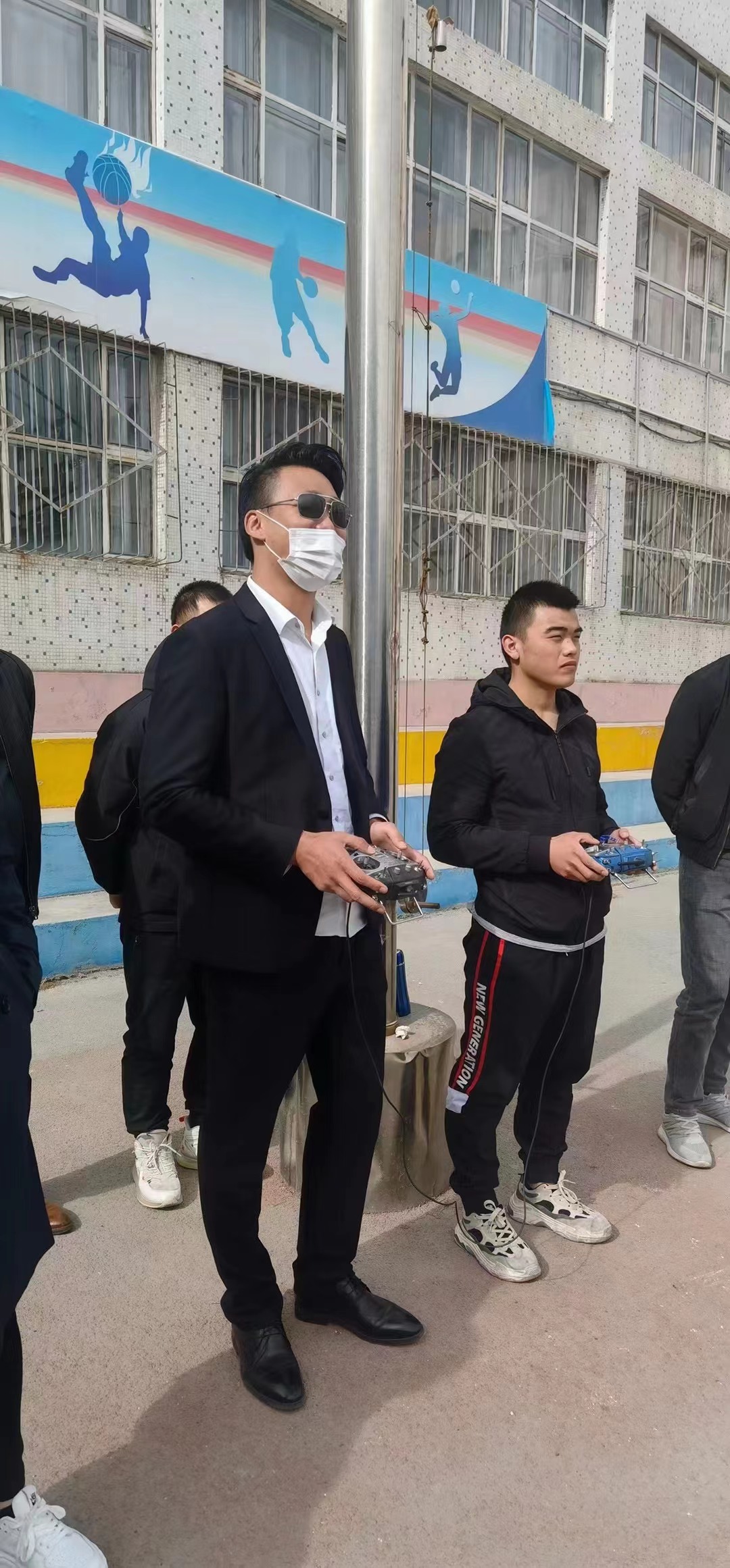  如何才能考一個無人機駕照？