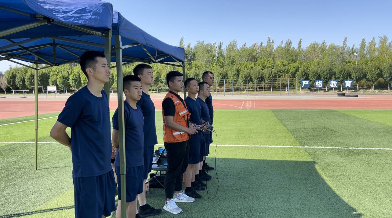 新疆消防無人機培訓學員合影