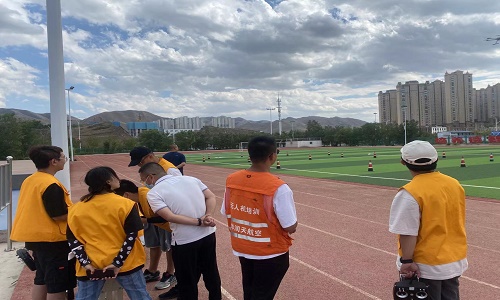 揭秘民航局認證：新疆保華潤天航空無人機駕駛員培訓