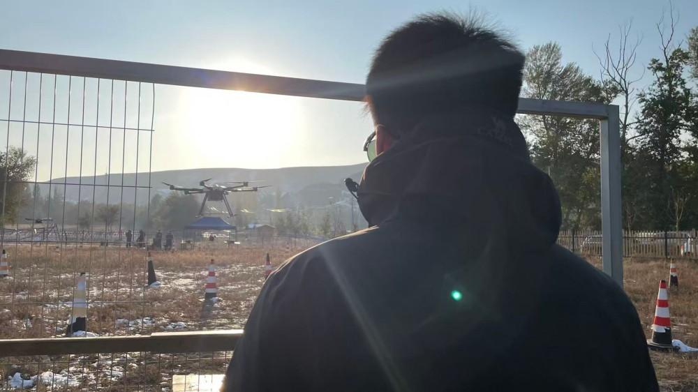 新疆無人機飛手搖籃:保華潤天03考點成就飛行夢想